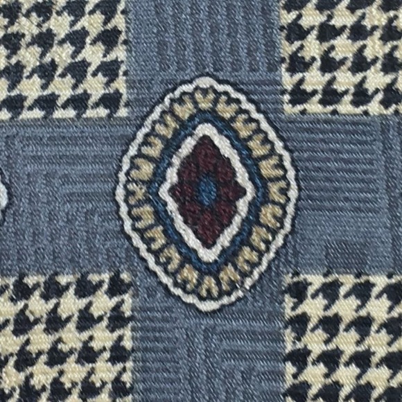 BARRINGTON SILK TIE - Picture 3 of 13